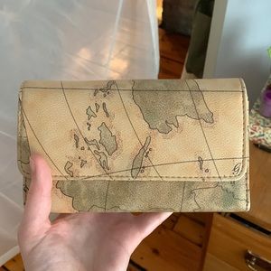 Map wallet clutch